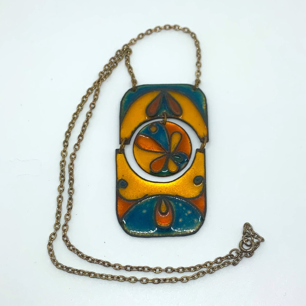 Vintage metal & enamel necklace